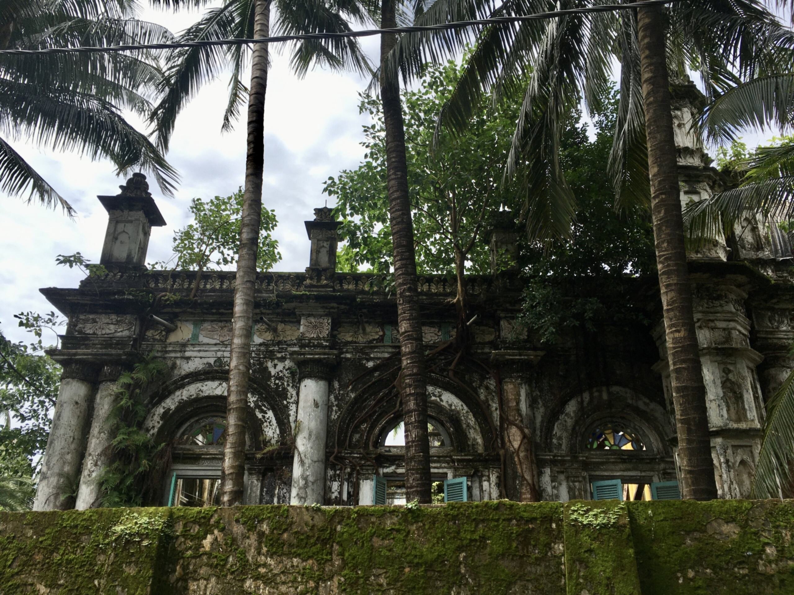 Antica moschea abbandonata a Sittwe